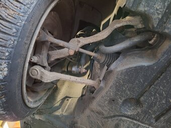 BMW e91 330d 2008 - Na náhradní díly - 11