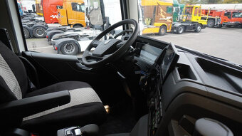 NOVÝ - Eur6 sklápěč 8x6 Volvo NOVINKA - 11