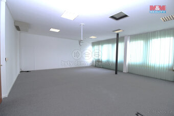 Pronájem kancelářského prostoru,560m², Praha 10 - 11