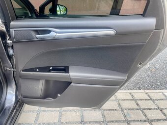 Ford Mondeo MK5 2.0tdci/132kw, Titanium, pěkný vůz - 11