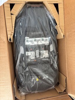 Autosedačka Stokke by BeSafe izi Go + základna izi modular - 11