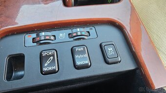 Prodej: Lexus GS450h hybrid. Maximální výbava LUXURY - 11