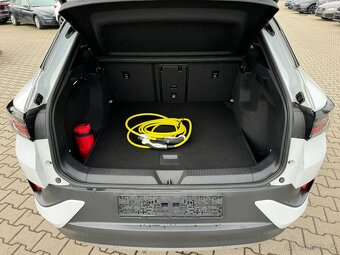VW ID.4 GTX 220kw 4motion/matrix/panorama/360°kam/tažné - 11