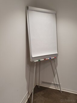 Kancelářský nábytek - 11