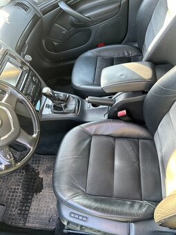 Octavia 2 2.0 laurin a klement - 11
