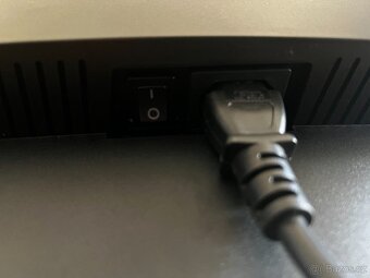 Prodám Philips 499P9H – 49" zakřivený ultraširoký monitor - 11