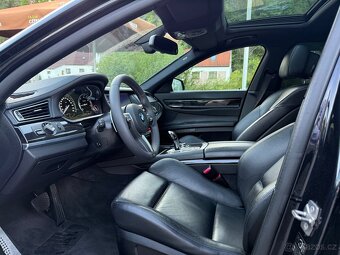 BMW 730 D model F01 M-Paket - 11