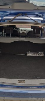 Ford Focus combi 1,6 TDCi 80kw rv 2010 druhy maj. serviska - 11