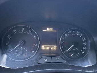 Škoda Fabia 2 1,2tsi 2010 odjezd po ose - 11