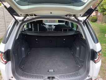 Land Rover Discovery Sport - 11
