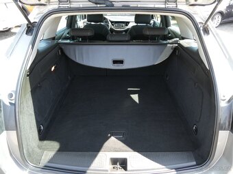 Opel Astra 1.6 CDTi 81kW LED,DPH,ČR,závěs - 11