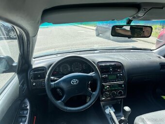 Toyota avensis t22 2.0 110kw - 11