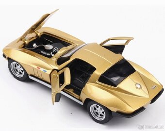 1:24 rozprodám sbírku Chevrolet Corvette - 11
