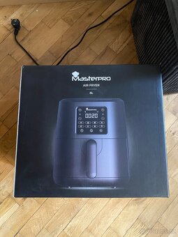 Horkovzdušná fritéza Masterpro - 11