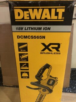 Aku řetězová pila DeWALT DCM565N 
 - 11