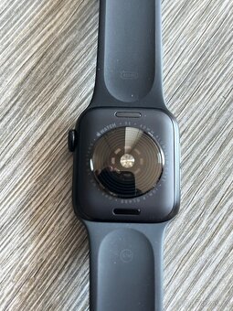 Apple Watch SE (2. generace) 40mm – jako nové + originální n - 11
