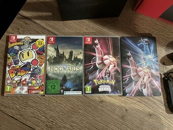 Nintendo Switch - 11