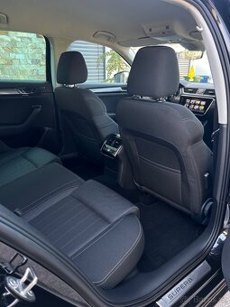 Škoda Superb 3 combi 2.0 TDi DSG - 11
