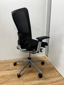 Kancelářská židle Haworth Comforto 89 Zody - 11