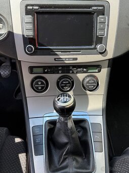 Passat B6 2.0 TDI 103kw bez DPF  - 11