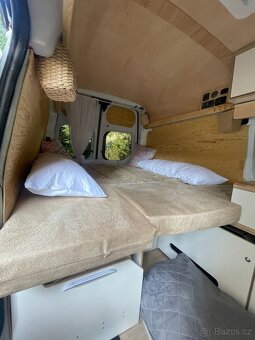 Campervan Ford Transit Custom L2H2 (2017) - 11
