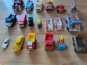 Staré socialistické hračky. - 11