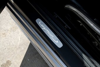 Porsche Cayman 718 S - 11