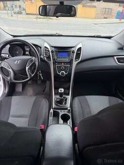 Hyundai i30 combi 1.6TDi 2017 - 11