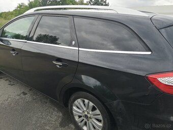 Ford Mondeo combi 1.8 tdci - 11