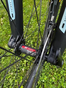 Santa Cruz Nomad 4 C S (2020) – hobby enduro, málo jeté. - 11