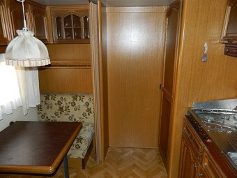 CHATA NA KOLECH - dvouosý karavan Hobby Prestige - 11