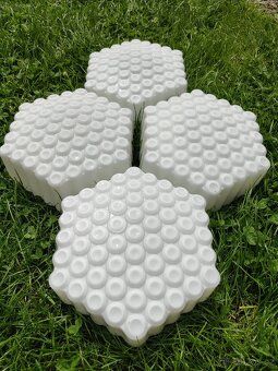 Ivan Jakeš 70 léta stropnice, světlo "včelí plástev" - 11