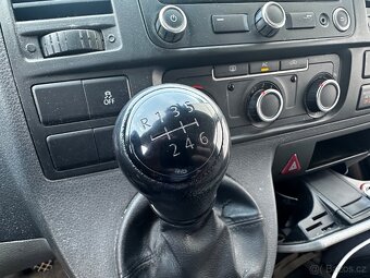 Vw T5 103 kW, dvoje posuvky,AC,Navi,BT tažné,2012 - 11
