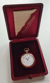 Zlaté 14K kapesní hodinky IWC Schaffhausen
 - 11