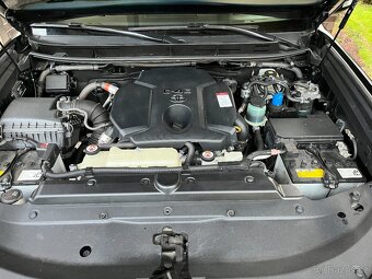 Toyota Land Cruiser 150 2,8 l D - 11