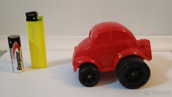 plastový Volkswagen brouk 70´léta - 11