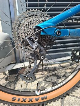 Celopéro, sjezdové  kolo, bike Cannondale - 11