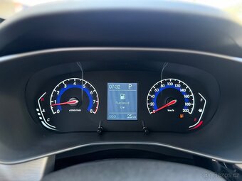 BAIC Beijing X35 1,5 T 100kW AUT PANORAMA LED ŠÍBR NOVÝ VŮZ - 11