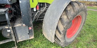 CLAAS Arion 640 - 11