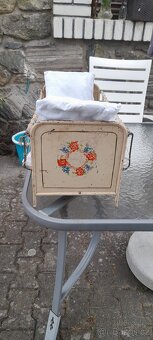 Starožitna plechová postýlka pro panenky - 11