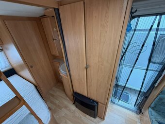 Hobby Excellent 460, 4 osoby, bojler, sprcha, stan - 11