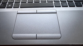 HP Elitebook 745 - 11