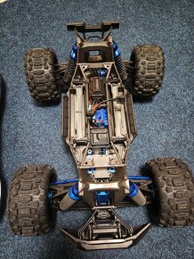 Traxxas Xmaxx Ultimate 8s - 11
