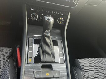 Škoda Superb III FL 2.0 TDi DSG Tažné - 11