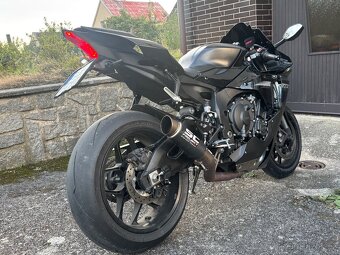 Yamaha R1 naj. 3500KM - 11