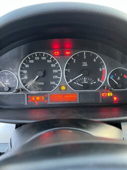 Bmw e46 330d 142 kw - díly - 11