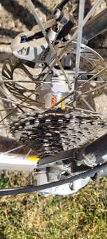 Horské kolo Hussar, kola 26", osazeno Shimano XT - 11