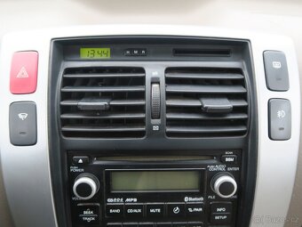 Hyundai Tucson 2.0 CRDI 103 kW 4X4 - 11
