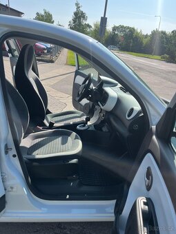 Renault Twingo ZE 2022 elektrické 33 tis. Km - 11