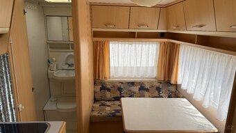 karavan Chateau 403c - 11